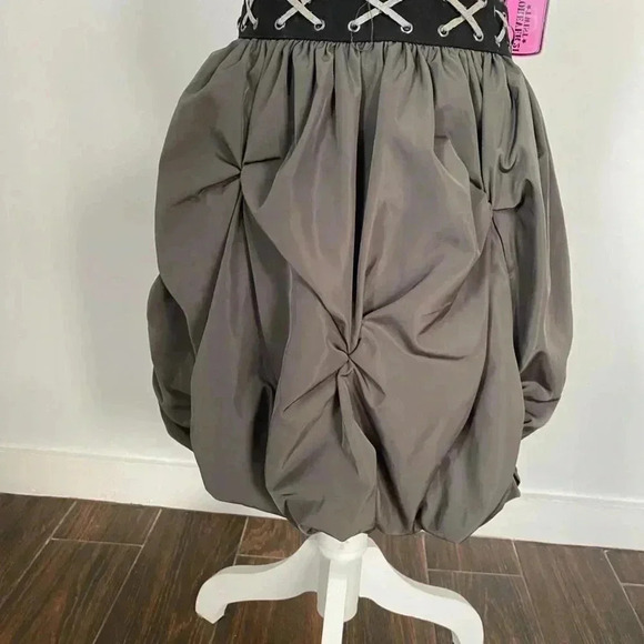 Vintage deadstock forever 21 army green bubble dress. - Picture 5 of 5